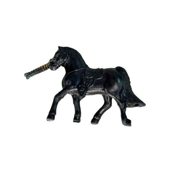 Vintage Pot Metal Toy Horses Lot of 5 Carnival Prize with Chain 2" Tall - Picture 3 of 10